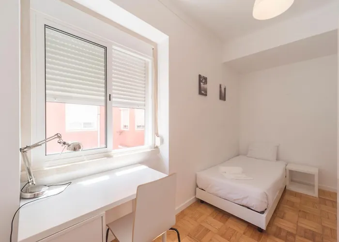 公寓 Houze Four Bedroom Near Zoo Lisboa